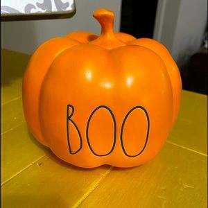Rae Dunn small Boo pumpkin